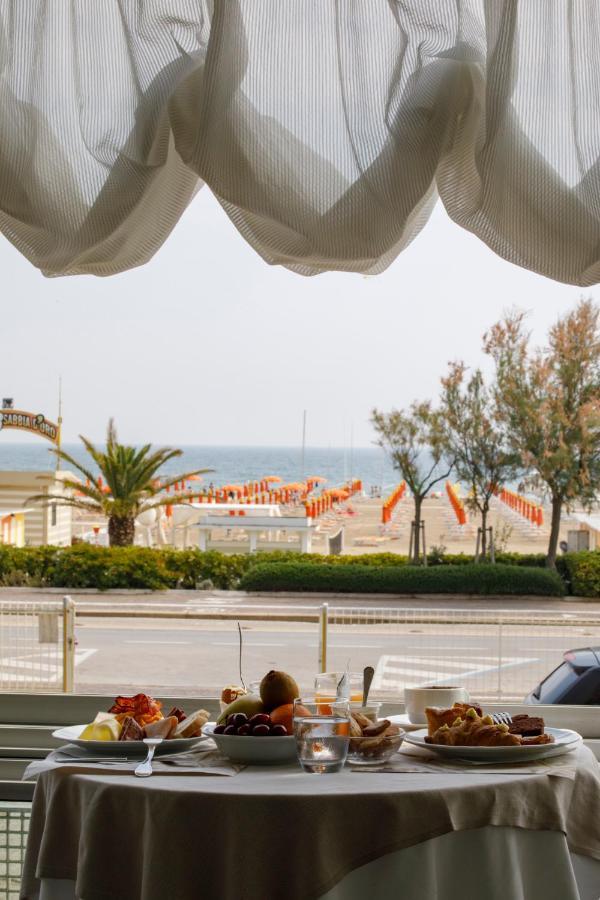 Hotel Derby Rimini Exterior foto