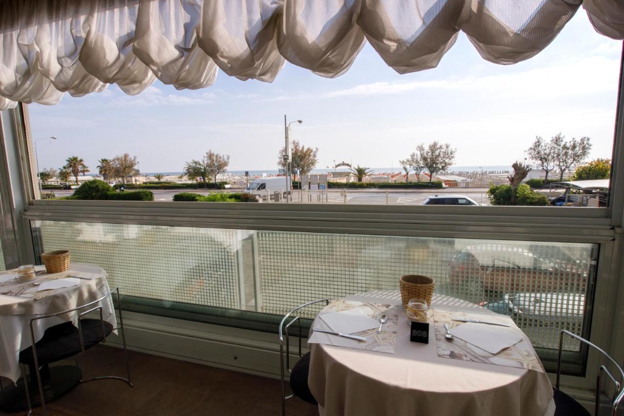 Hotel Derby Rimini Exterior foto